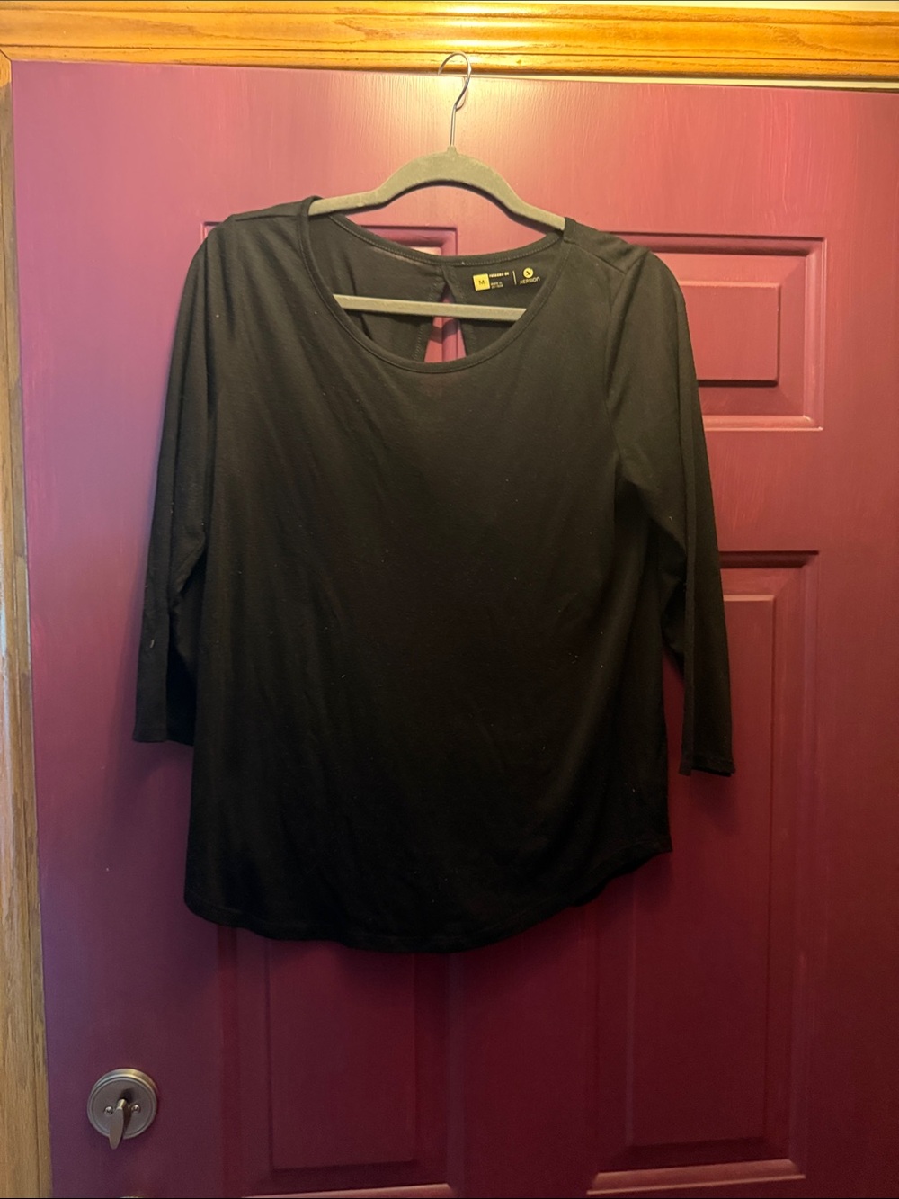 Black Women's 3/4 Sleeve Scoop Neck Top with Back Keyhole